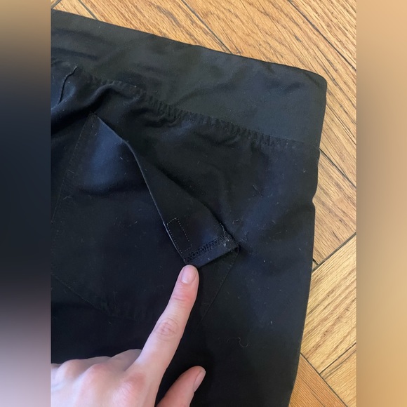 Black Small Tall Fig Jogger Scrubs - Picture 3 of 4